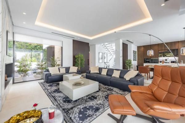 Chalet independiente en venta en Barrio La Merced, Marbella
 photo 1