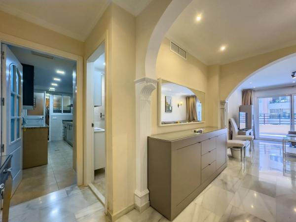 Apartment for sale in  Avenida Ricardo Soriano s/n, Marbella photo 1