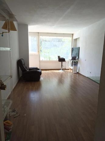 Квартира на продажу на Calle Jacinto Benavente, Марбелла photo 1