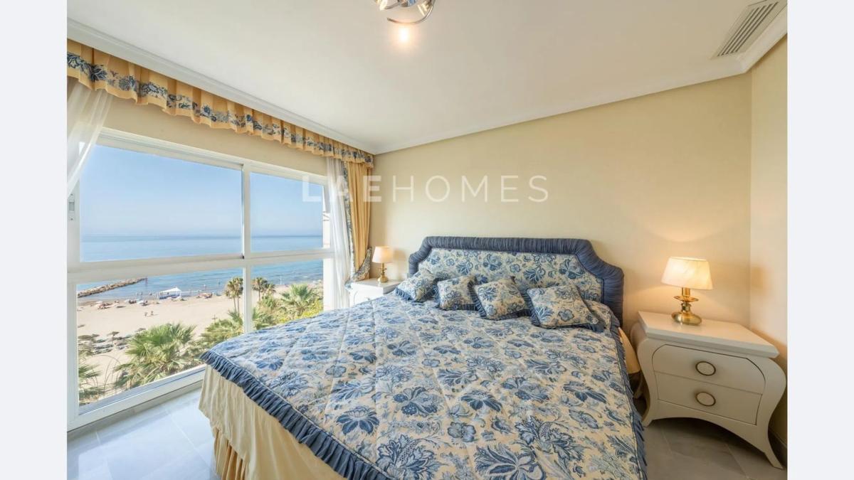 Sprzedaż mieszkania w Barrio Playa Bajadilla-Puertos, Marbella
photo 1