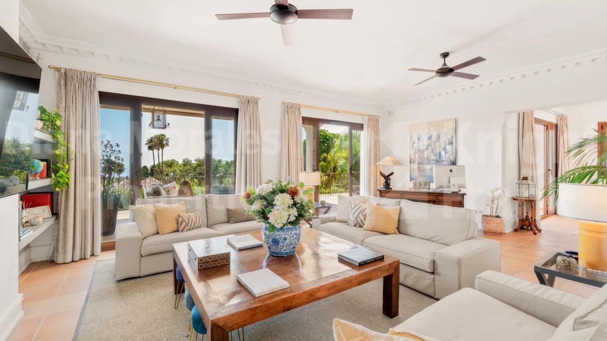 Venta de chalet independiente en Barrio La Merced, Marbella
 photo 3