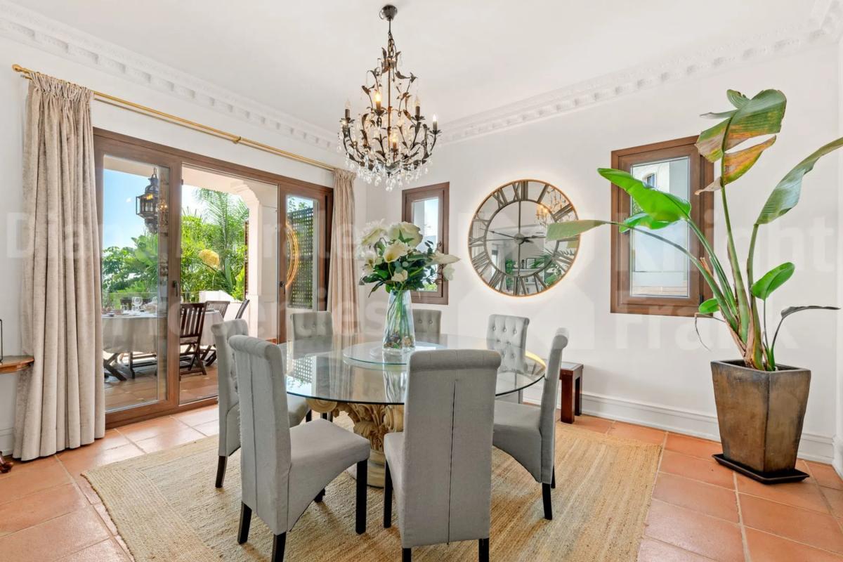 Venta de chalet independiente en Barrio La Merced, Marbella
 photo 4