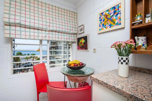 Duplex en venta en Barrio Playa Bajadilla-Puertos, Marbella photo 1