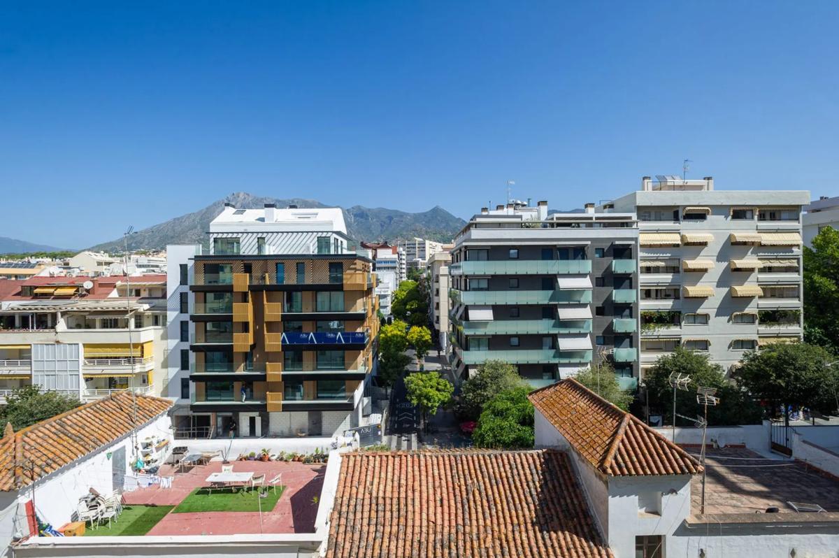 Venta de duplex en Barrio Playa Bajadilla-Puertos, Marbella photo 2