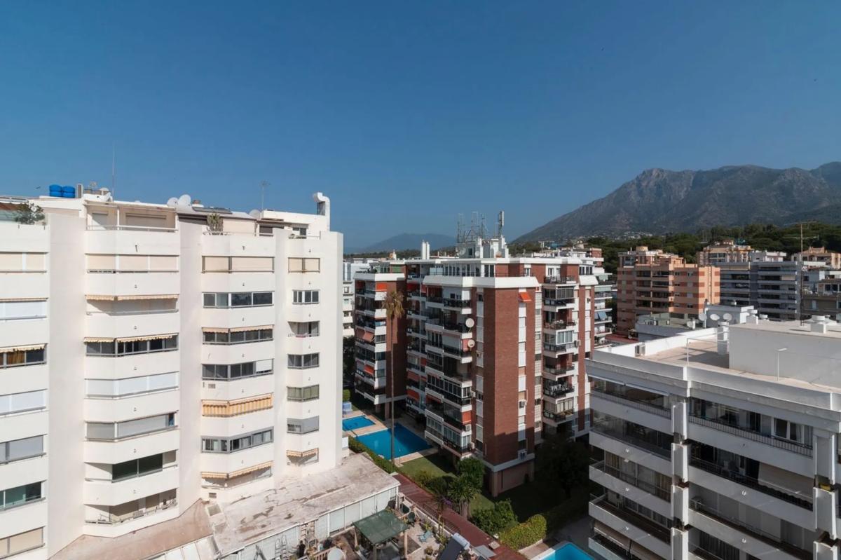 Venta de estudio en Calle Camilo José Cela, Marbella photo 5