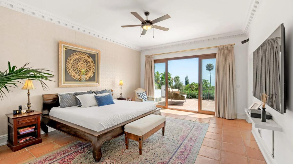 Продажа отдельного шале в Barrio Valdeolletas-Las Cancelas-Xarblanca, Марбелла photo 5
