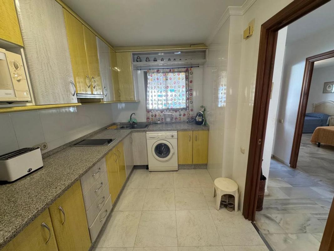 Venta de piso en Calle Pablo Casals, Marbella
photo 3