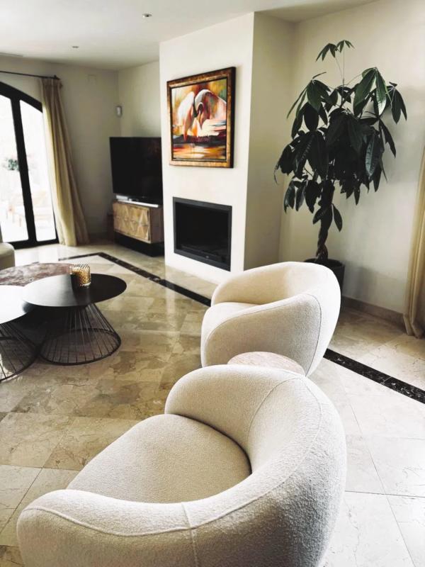 Sale of independent chalet in Conjunto Vistamar, 1 X, Marbella
 photo 4