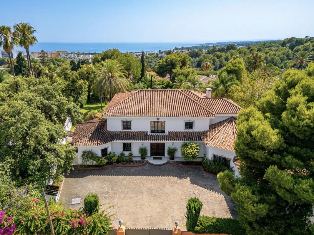 Venta de chalet independiente en Barrio La Merced, Marbella
 photo 3
