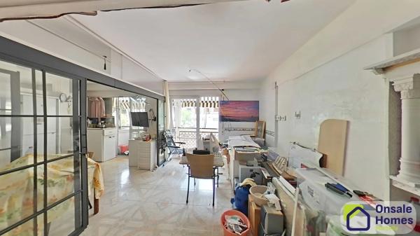 Mieszkanie na sprzedaż w  Calle Mediterráneo s/n, Marbella photo 2