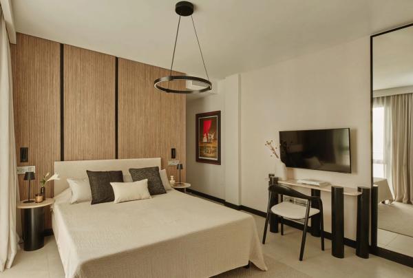 Piso en venta en CL LUIS OLIVER, Marbella
 photo 1