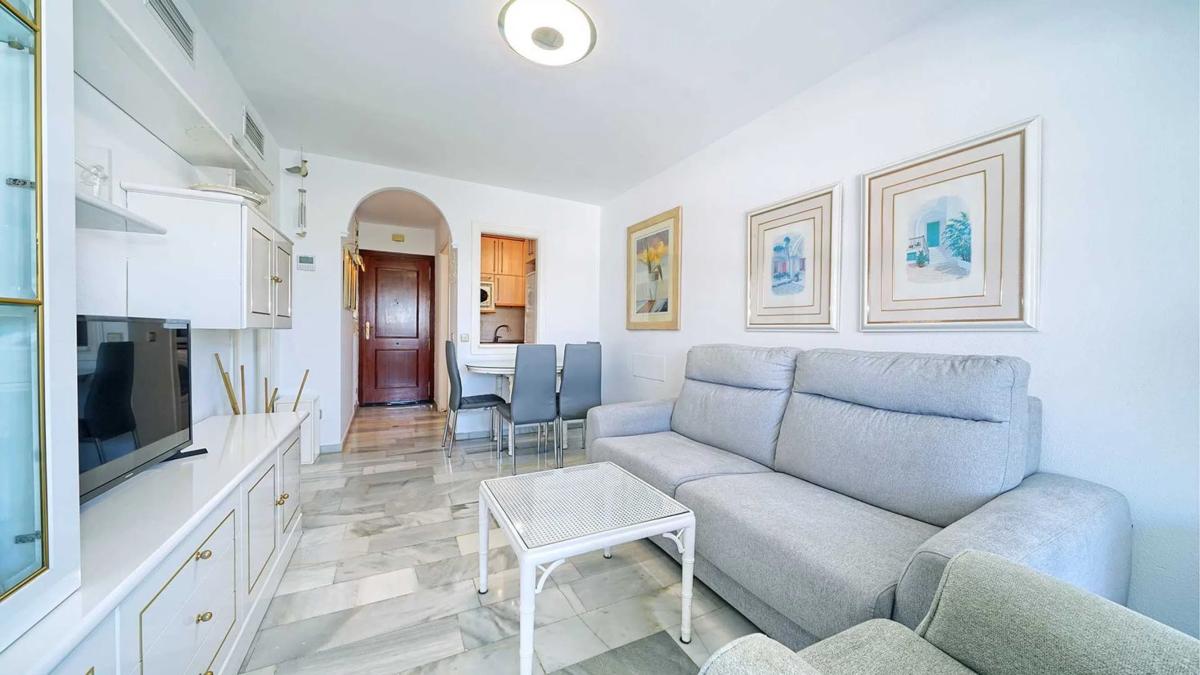 Venta de piso en Calle Camilo José Cela, 10 -14, Marbella
photo 4