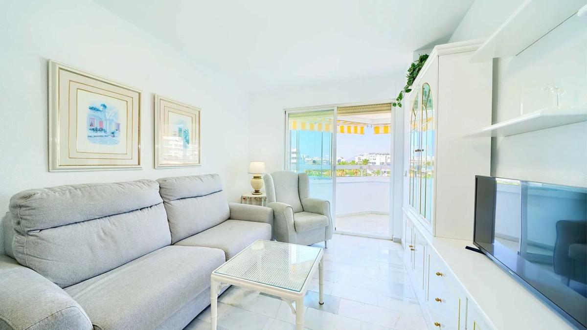 Venta de piso en Calle Camilo José Cela, 10 -14, Marbella
photo 5