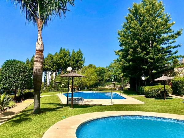 Terraced house for sale at CM TRAPICHE (DEL) , Marbella thumbnail 2