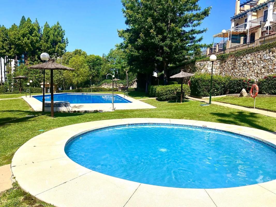 Venta de chalet adosado en  CM TRAPICHE (DEL) , Marbella photo 4
