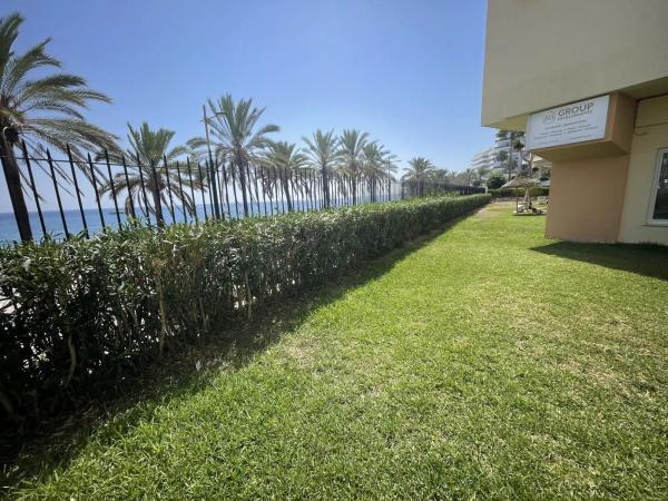 Piso en venta en Calle Camilo José Cela, Marbella
 photo 3