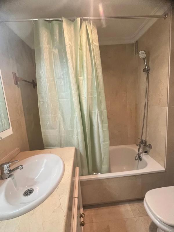 Sprzedaż mieszkania w Barrio Playa Bajadilla-Puertos, Marbella
 photo 3