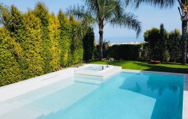 Chalet independiente en venta en Calle la Chumbera, 7, Marbella
photo 1