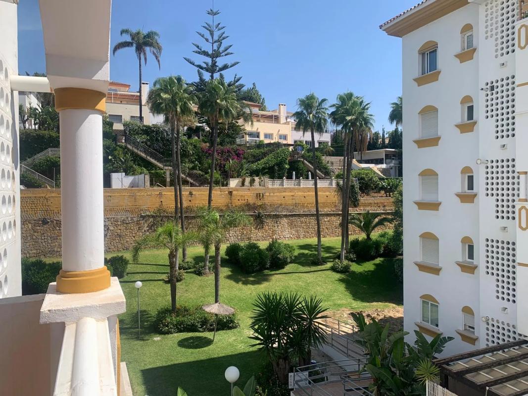 Venta de piso en Barrio Huerta Belón-Calvario, Marbella
photo 2