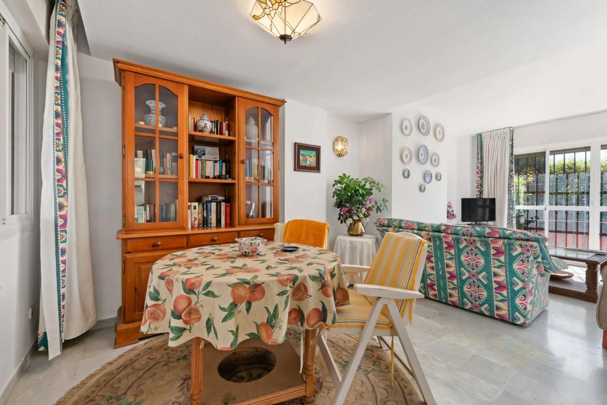Venta de duplex en Barrio Valdeolletas-Las Cancelas-Xarblanca, Marbella photo 4