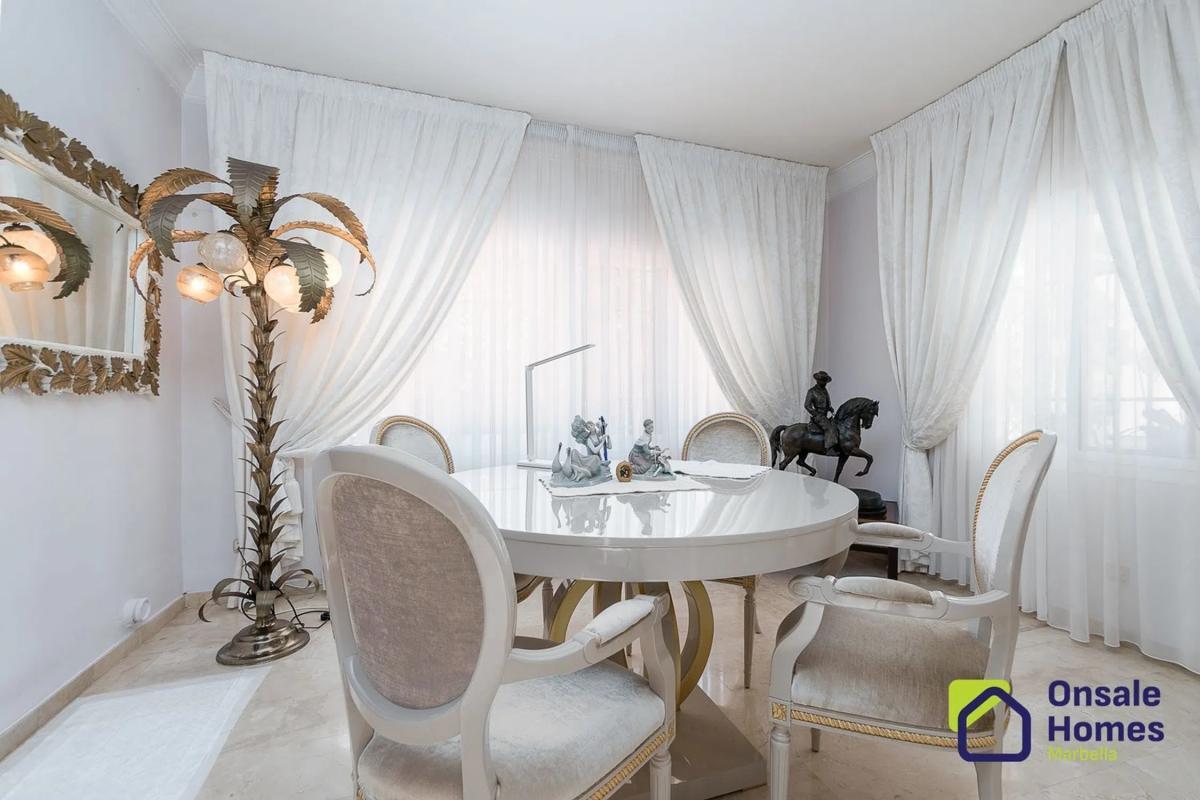 Sale of independent chalet in Calle Jacinto Benavente, 16, Marbella
photo 5