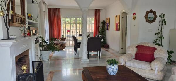 Chalet independiente en venta en Calle la Pimienta, Marbella
thumbnail 2