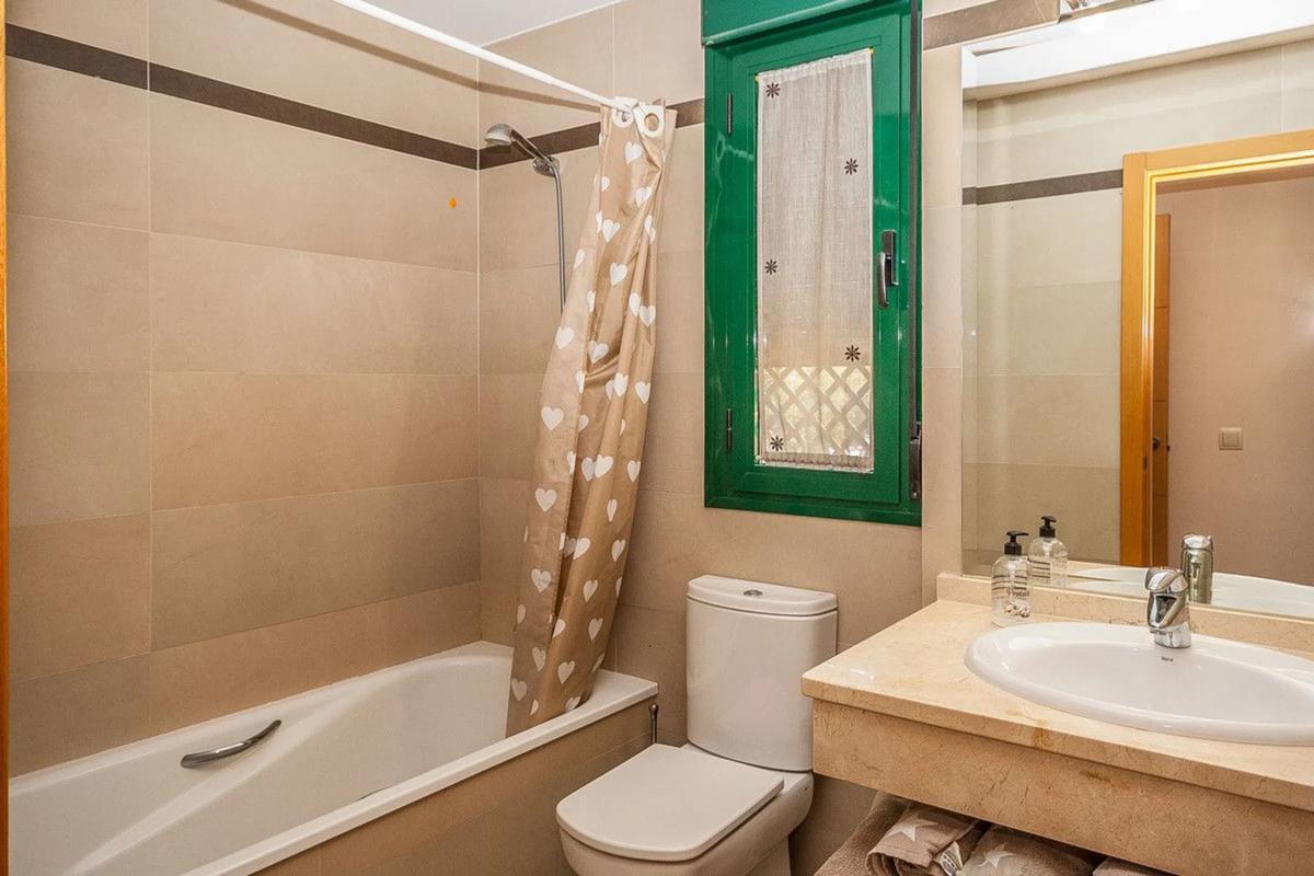 Venta de piso en Calle Buenaventura, Marbella
photo 2
