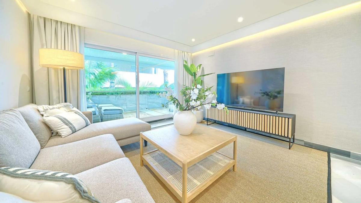 Venta de piso en Calle Arturo Rubinstein, 8, Marbella
photo 1