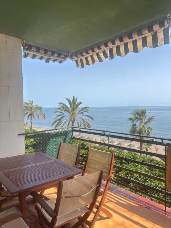 Piso en venta en Barrio Playa Bajadilla-Puertos, Marbella
 photo 2