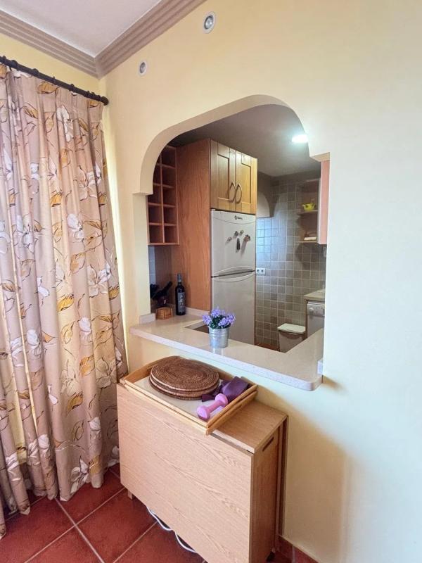 Venta de piso en Barrio Playa Bajadilla-Puertos, Marbella
 photo 3