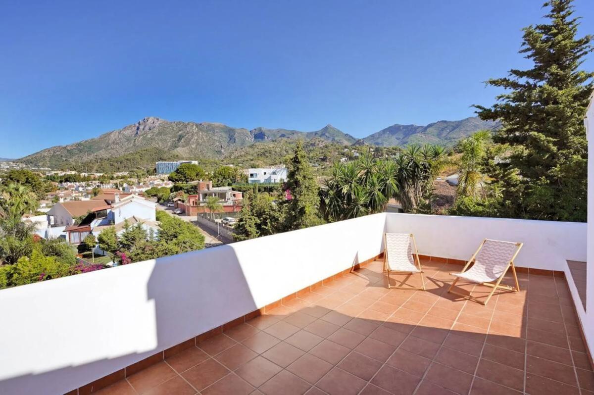 Venta de chalet independiente en Calle Almensino, Marbella
 photo 2
