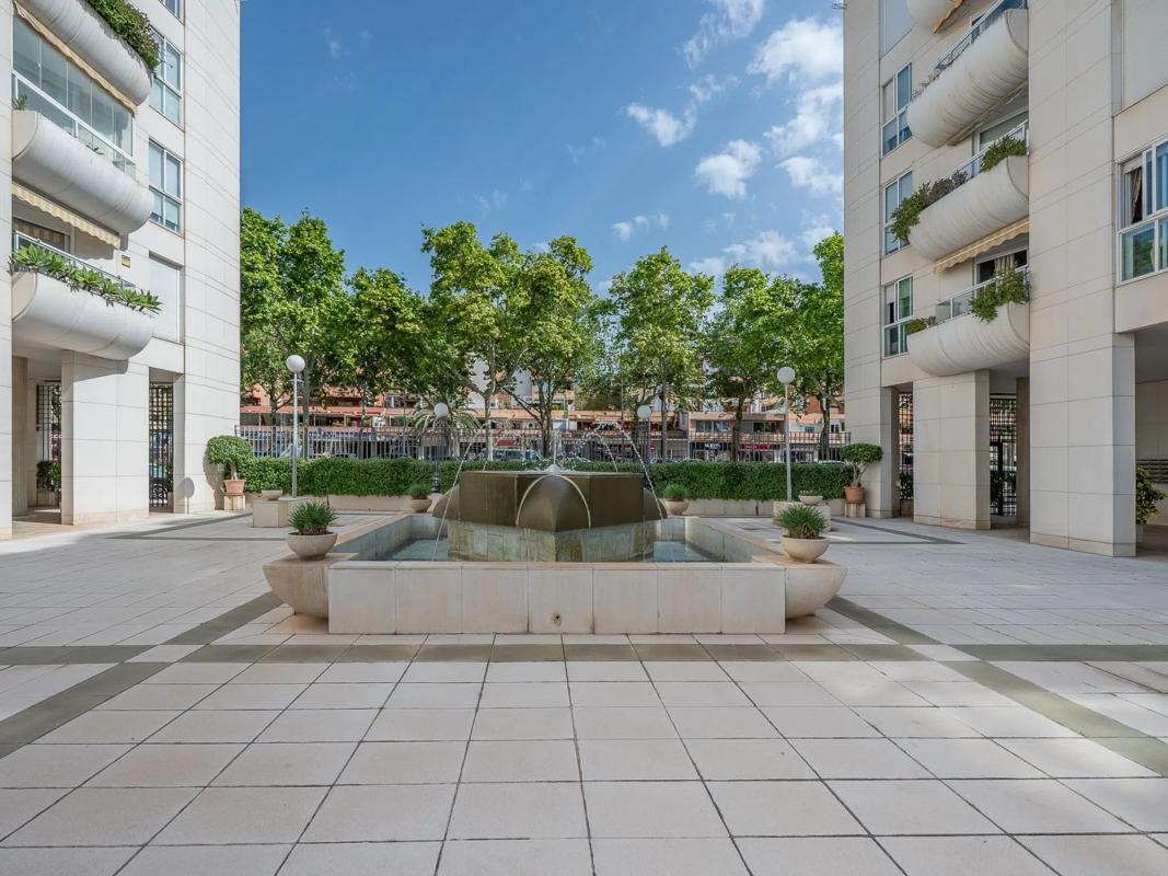 Venta de piso en Calle Fuengirola, Marbella
photo 3