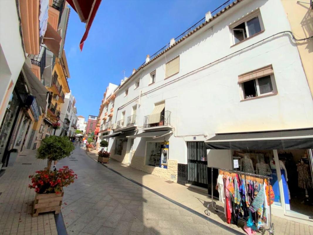 Продажа отдельного шале в Calle Peral, Марбелла photo 4