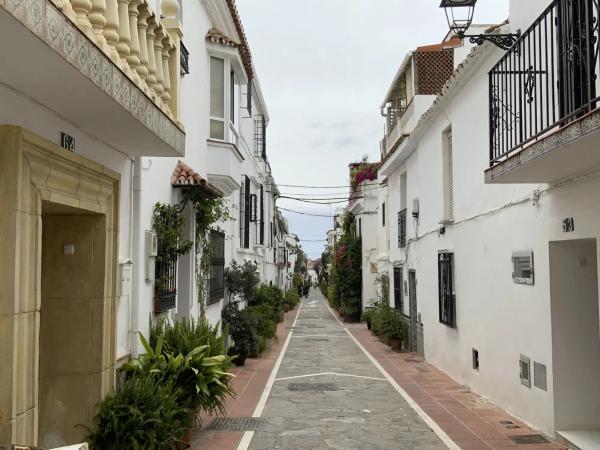 Chalet independiente en venta en Barrio Casco Antiguo, Marbella
 photo 1