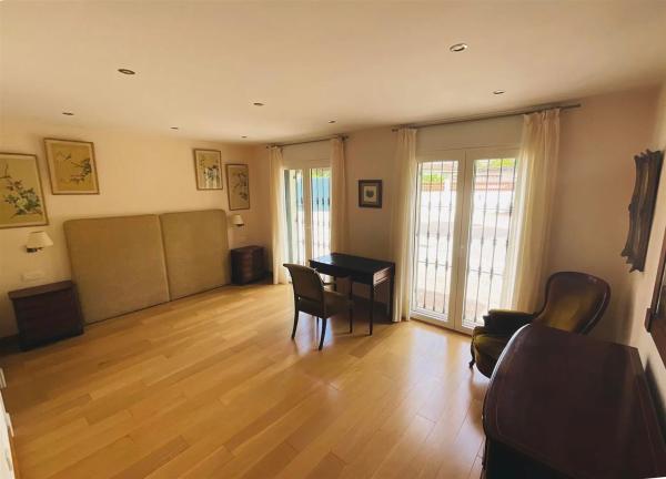 Chalet independiente en venta en Calle Carmen Montiel, 10, Marbella
 photo 1
