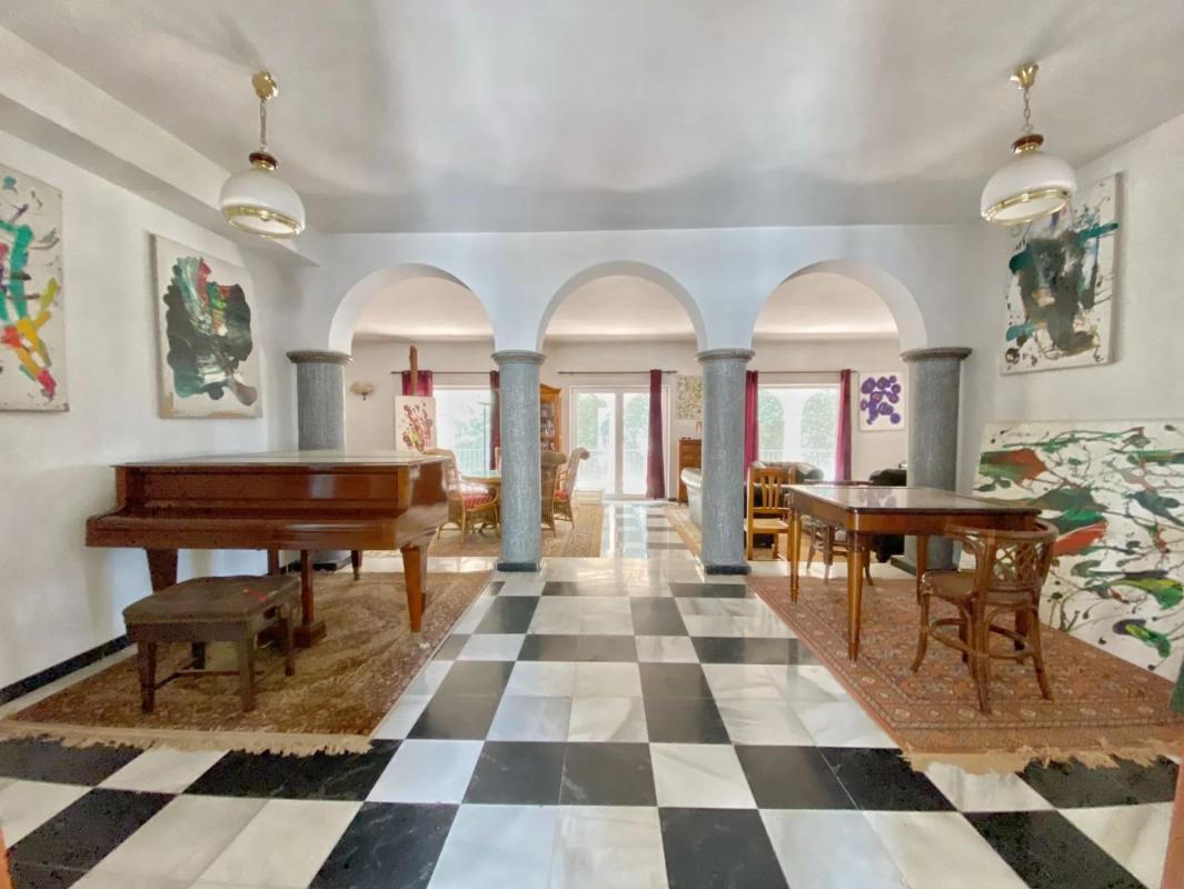 Venta de chalet independiente en Barrio Huerta Belón-Calvario, Marbella
photo 4