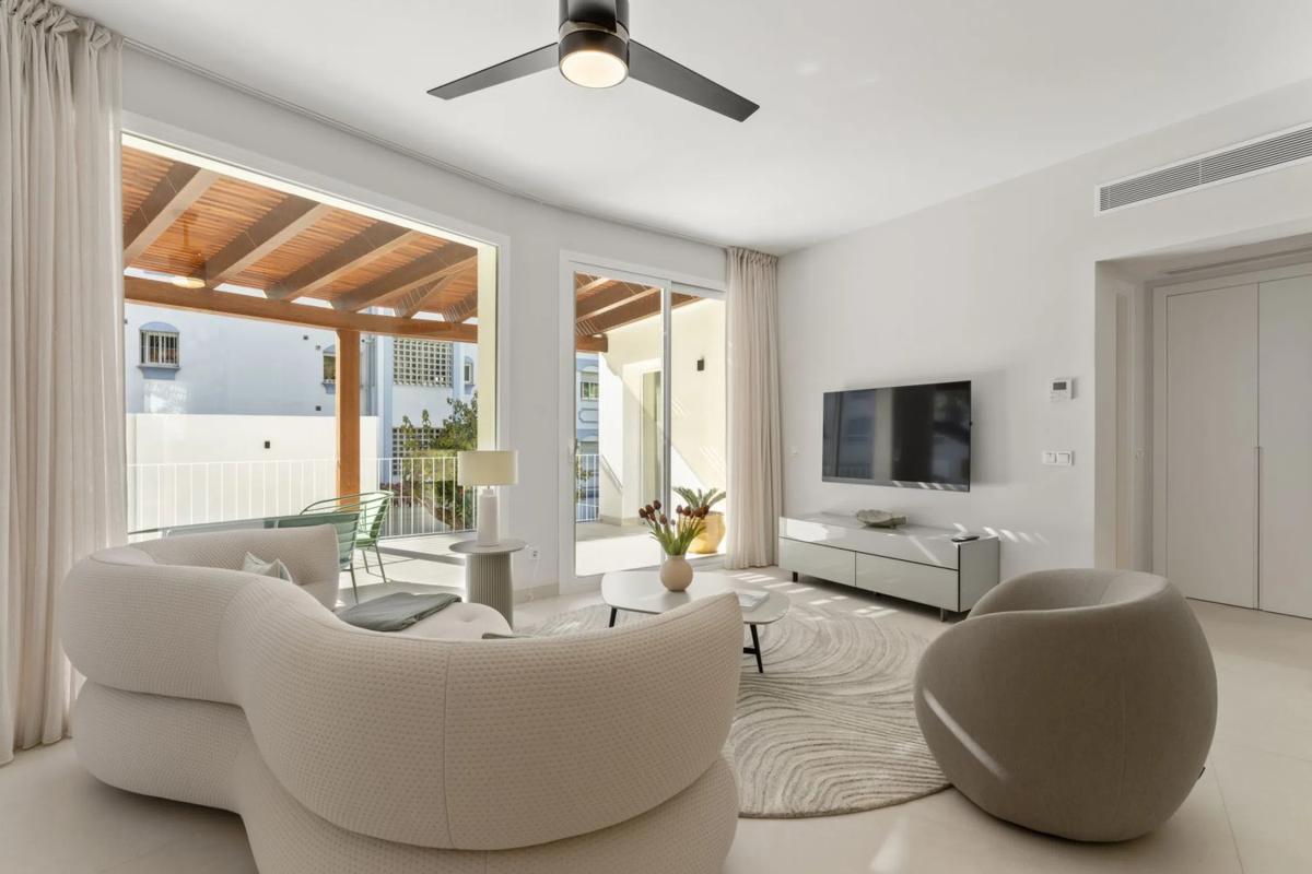 Venta de chalet independiente en Calle Hermanos Belón Lima, Marbella
photo 3