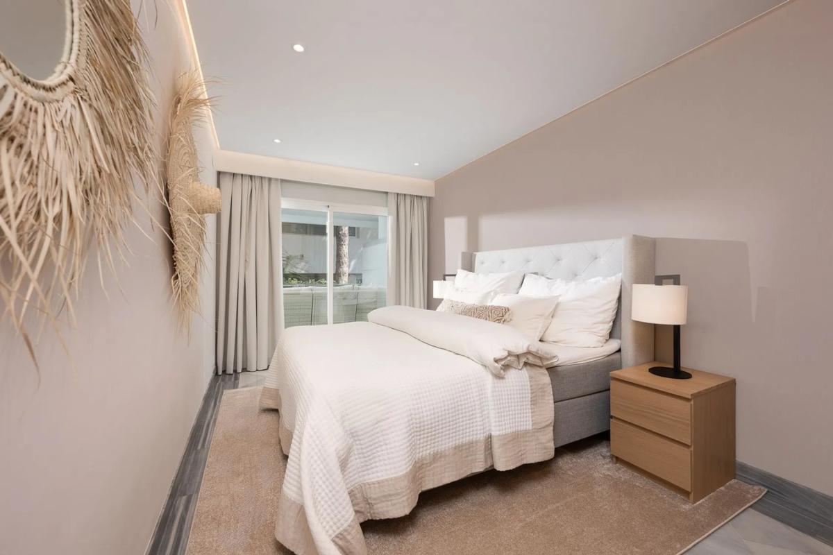 Venta de piso en Calle Arturo Rubinstein, 7, Marbella
 photo 4