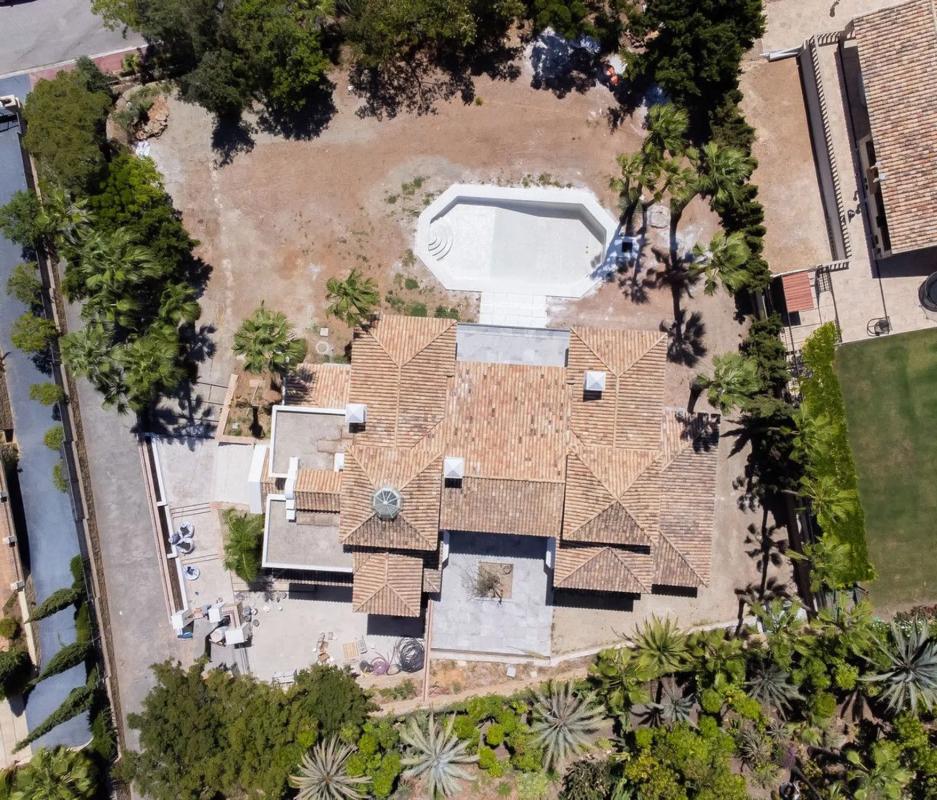 Sale of independent chalet in Barrio Casco Antiguo, Marbella
 photo 5