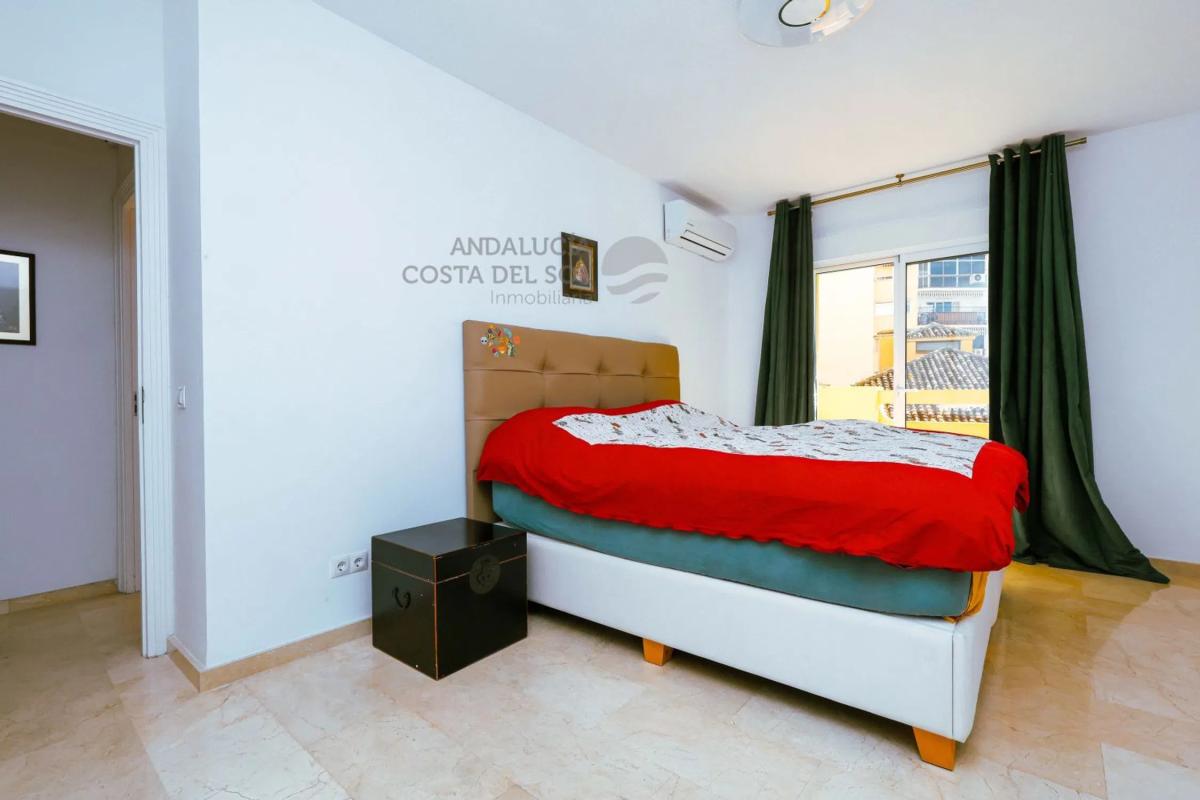 Sprzedaż mieszkania w Barrio Ricardo Soriano, Marbella
 photo 4