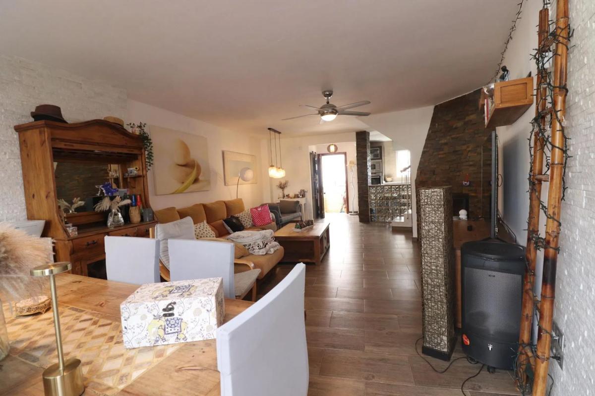 Venta de chalet adosado en Barrio Torrecilla-La Cañada , Marbella photo 4