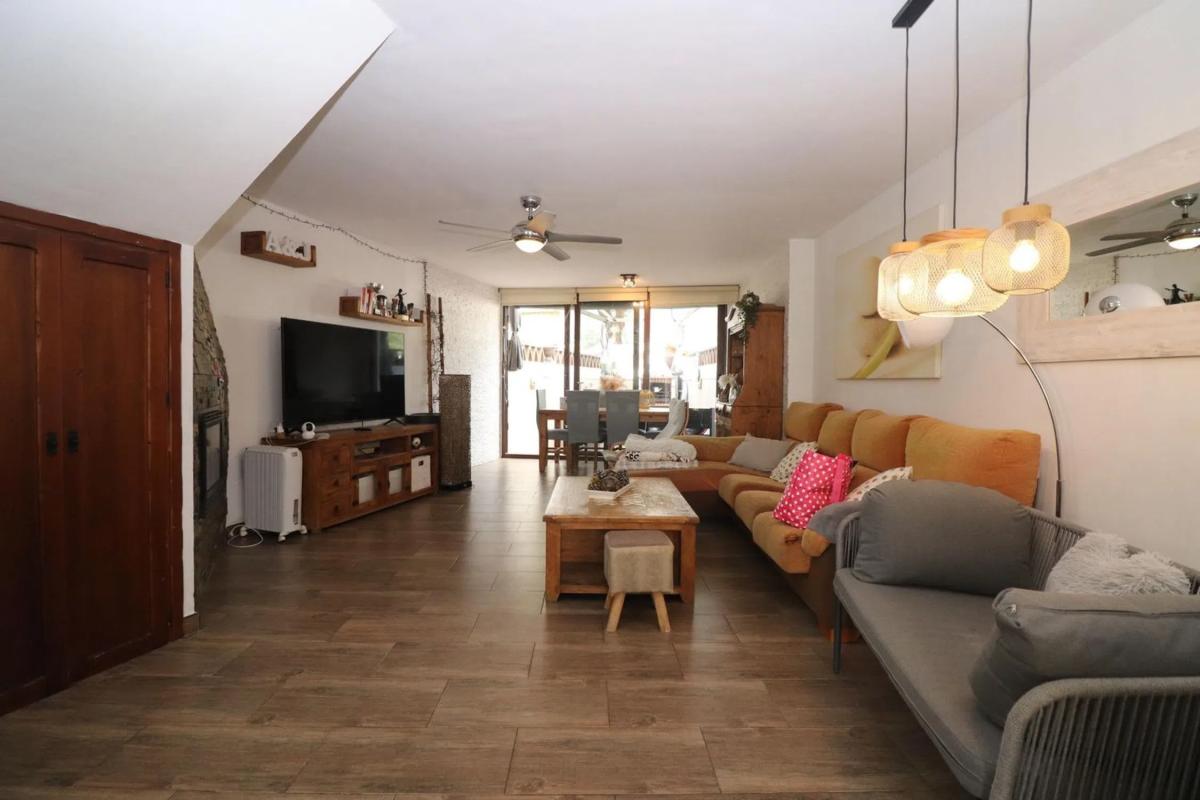 Venta de chalet adosado en Barrio Torrecilla-La Cañada , Marbella photo 5