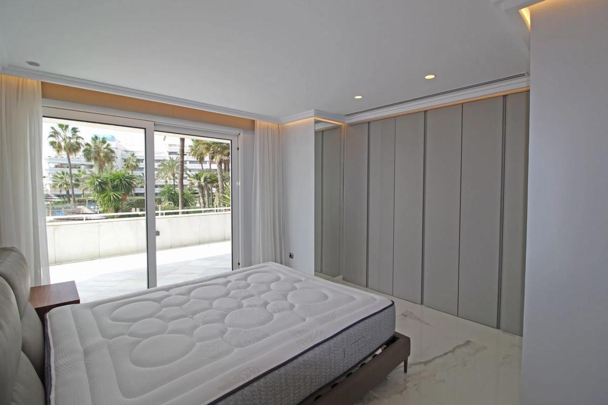 Venta de piso en Calle Estébanez Calderón, 10, Marbella
 photo 5