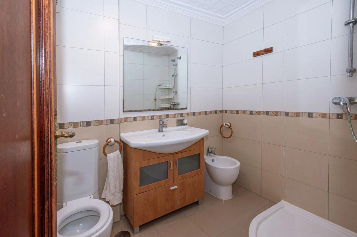 Venta de piso en Barrio Playa Bajadilla-Puertos, Marbella
photo 5