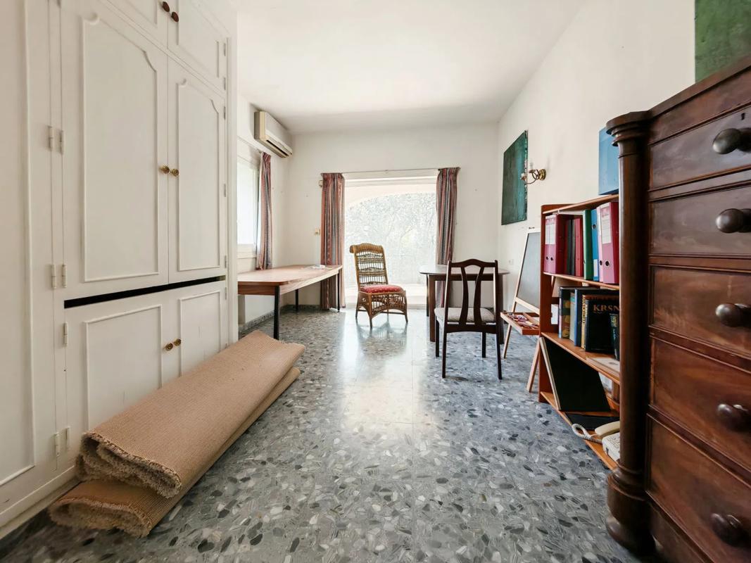 Venta de chalet independiente en Barrio Valdeolletas-Las Cancelas-Xarblanca, Marbella
photo 3