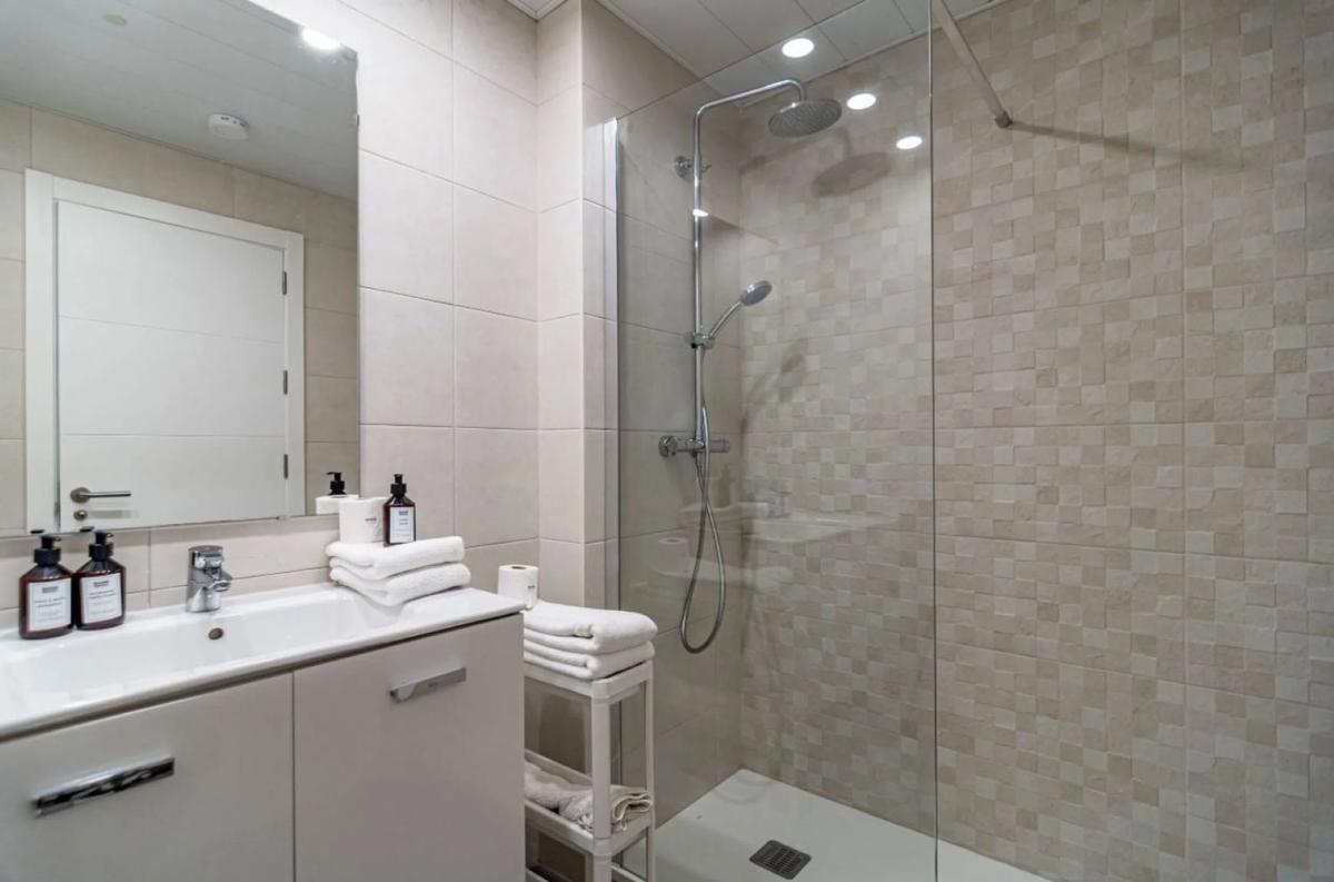 Venta de piso en Avenida Severo Ochoa, 53, Marbella
 photo 3