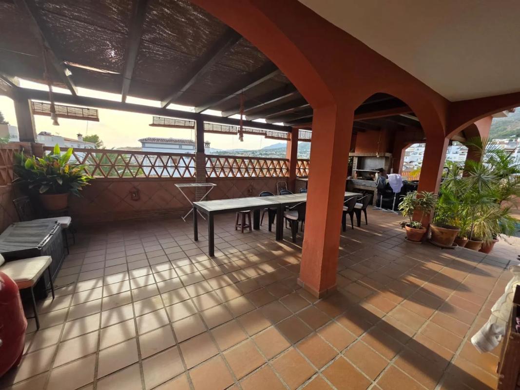 Sale of independent chalet in Calle Fernando VII, Marbella
photo 2