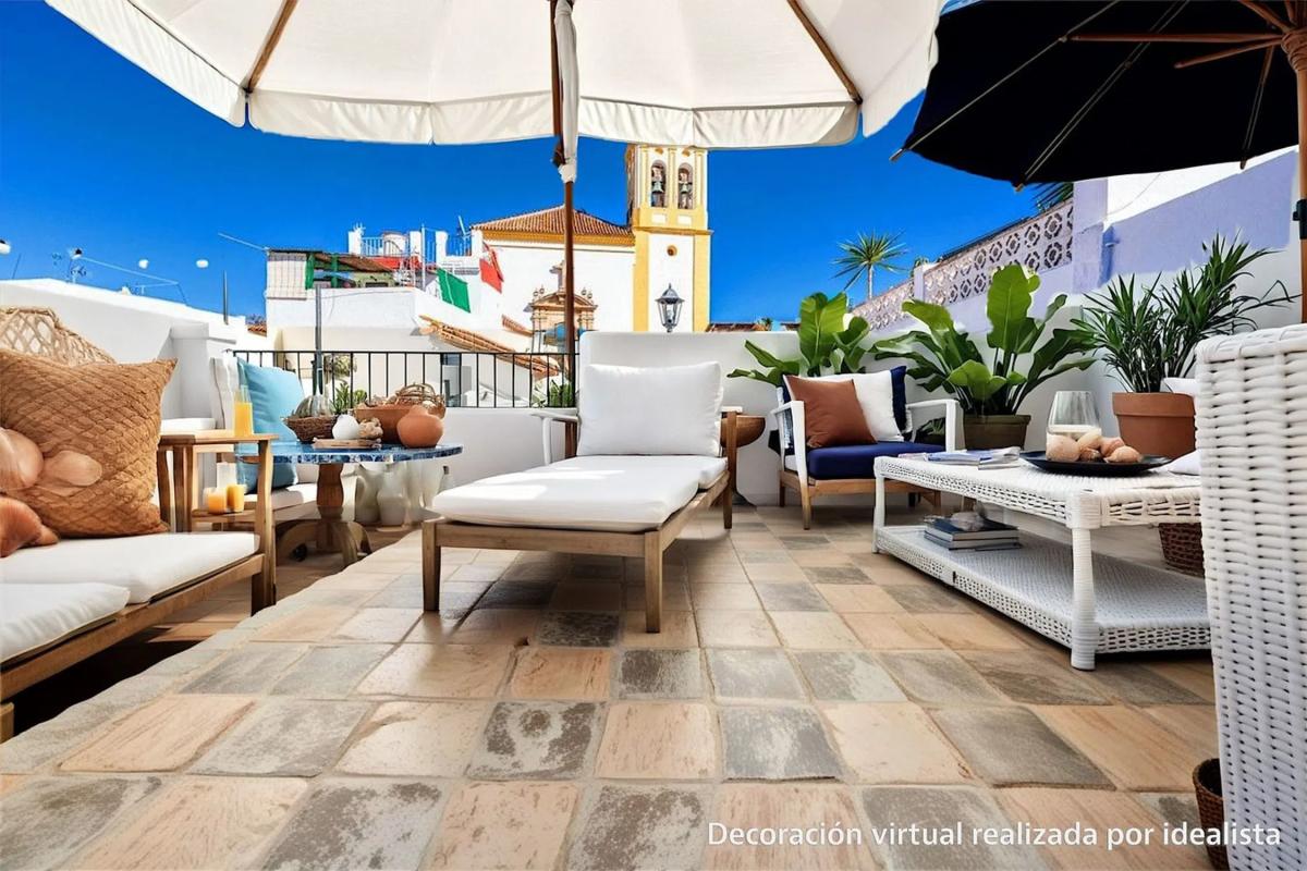 Venta de ático en  Calle Gloria, Marbella photo 2