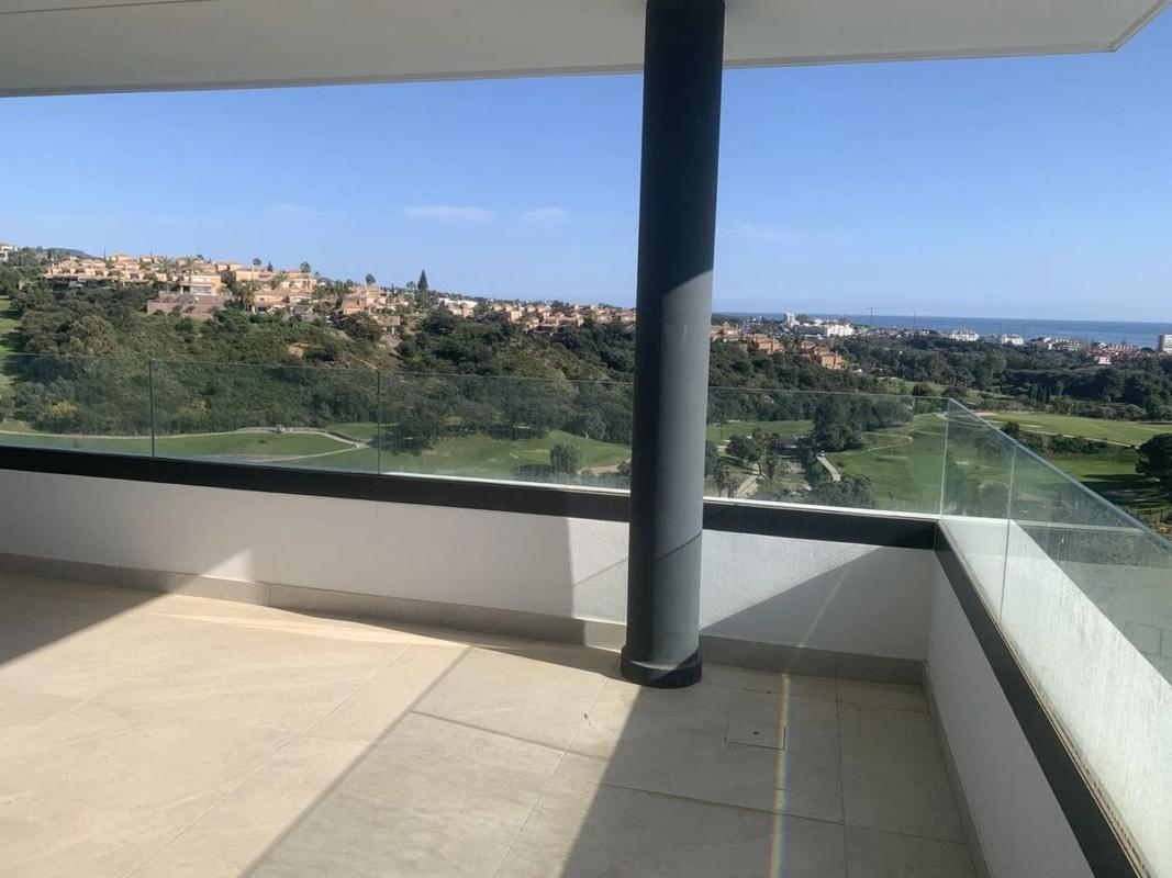 Продажа пентхауса на Calle Algarrobo s/n, Марбелла photo 3