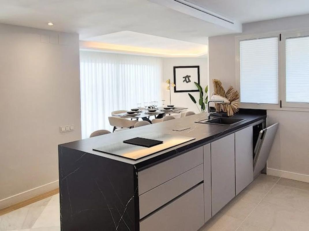 Venta de duplex en Calle Estébanez Calderón, 6, Marbella photo 4